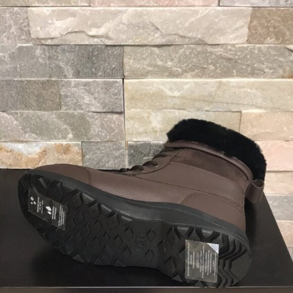 UGG Adirondack III Women's Boot - Picture 9 of 9